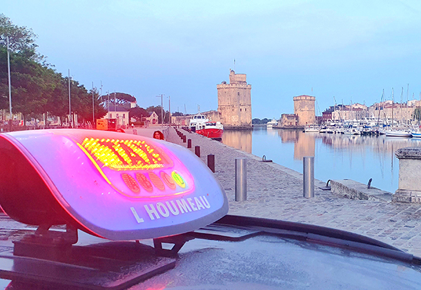 Taxi à l'Houmeau, La Rochelle - Sandrine Dyk-Bosseret